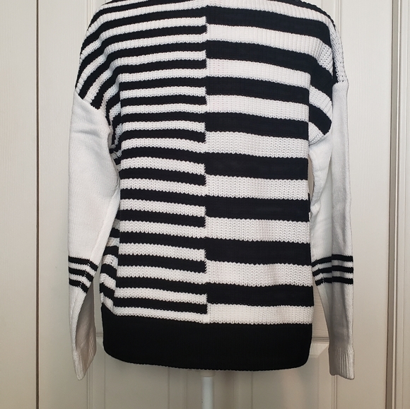 Catherine Malandrino Colorblock Pullover - Picture 3 of 5